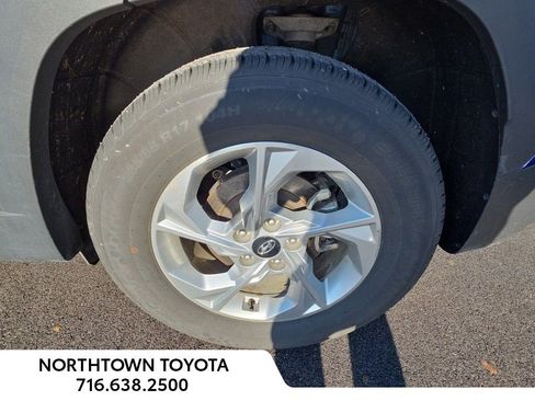 Used 2024 Hyundai Tucson SE image 10