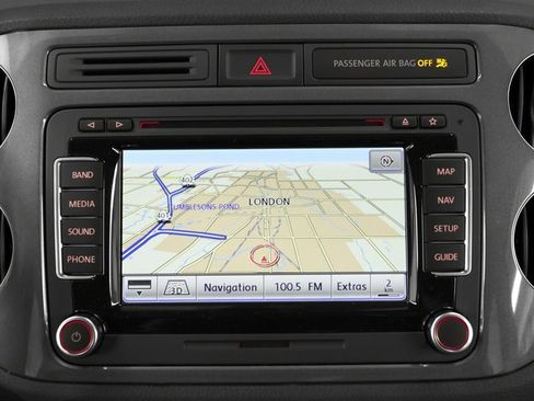 Used 2017 Volkswagen Tiguan S AWD/4WD image 24