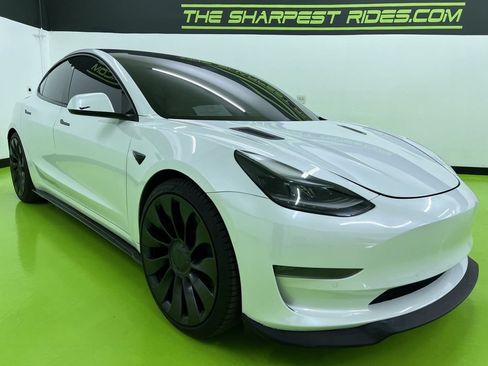 Used 2021 Tesla Model 3 Performance AWD/4WD image 2