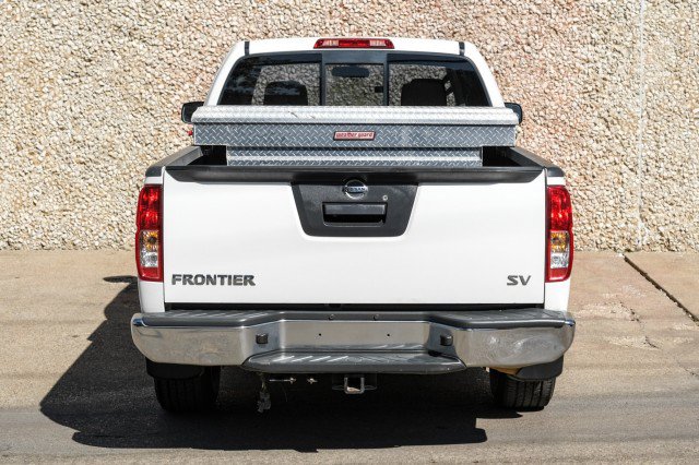 Used 2019 Nissan Frontier SV RWD image 9