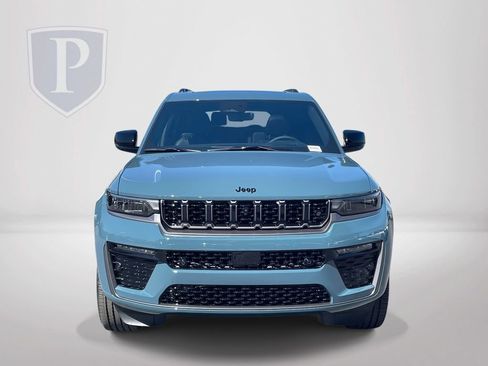 New 2026 Jeep Grand Cherokee L Limited image 3