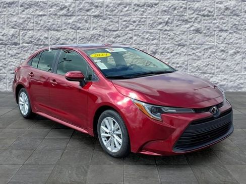 Certified 2024 Toyota Corolla LE w/ LE Premium Package image 1