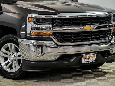 Used 2016 Chevrolet Silverado 1500 LT w/ All Star Edition AWD/4WD image 2