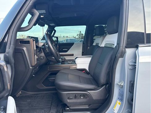 Used 2024 GMC Hummer EV 2X w/ Extreme Off-Road Package image 10