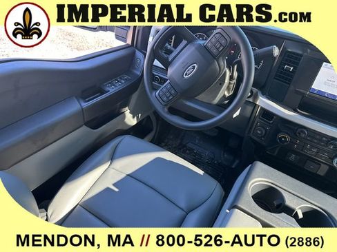 New 2026 Ford F250 XL w/ XL Chrome Package image 18