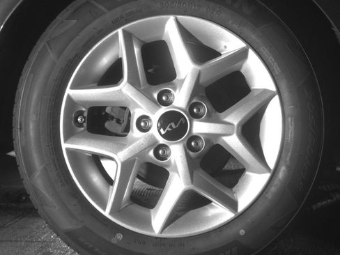 Used 2025 Kia Soul LX w/ LX Technology Package FWD image 15