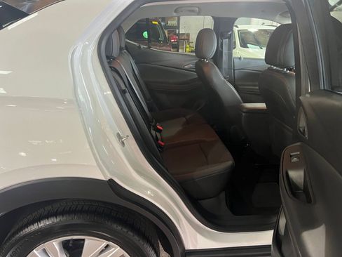 Used 2025 Buick Encore GX Preferred image 24