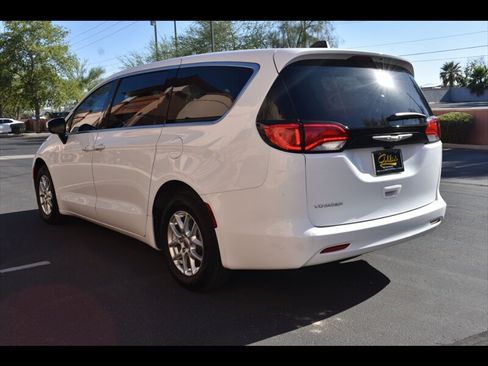 Used 2022 Chrysler Voyager LX w/ Fleet Security Group FWD image 6