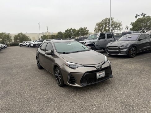 Used 2018 Toyota Corolla SE w/ Protection Package FWD image 2