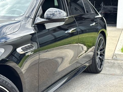 Used 2025 Mercedes-Benz E 53 AMG e 4MATIC Sedan image 4