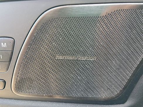 Certified 2024 Volvo XC60 B5 Plus w/ Protection Package Premier image 16