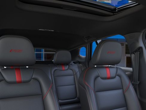 New 2026 Chevrolet Trax RS w/ Sunroof Package FWD image 24