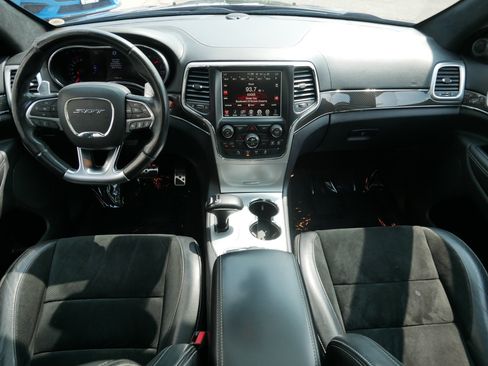 Used 2015 Jeep Grand Cherokee SRT AWD/4WD image 9