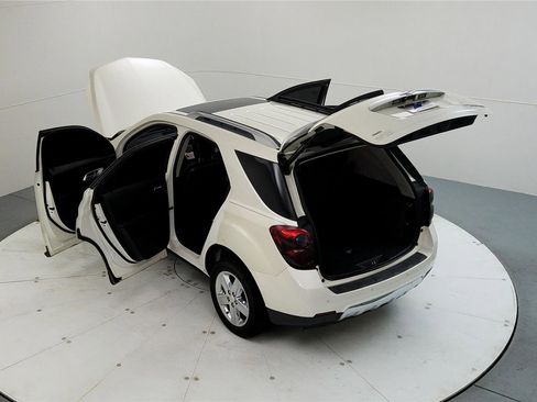 Used 2015 Chevrolet Equinox LTZ image 16