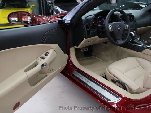 Used 2011 Chevrolet Corvette Convertible w/ Preferred Equipment Group RWD image 9