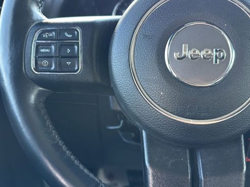 Used 2015 Jeep Wrangler Unlimited Sport w/ Quick Order Package 24S AWD/4WD image 16