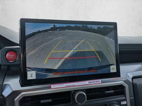 Used 2024 Toyota Tacoma TRD Sport image 10