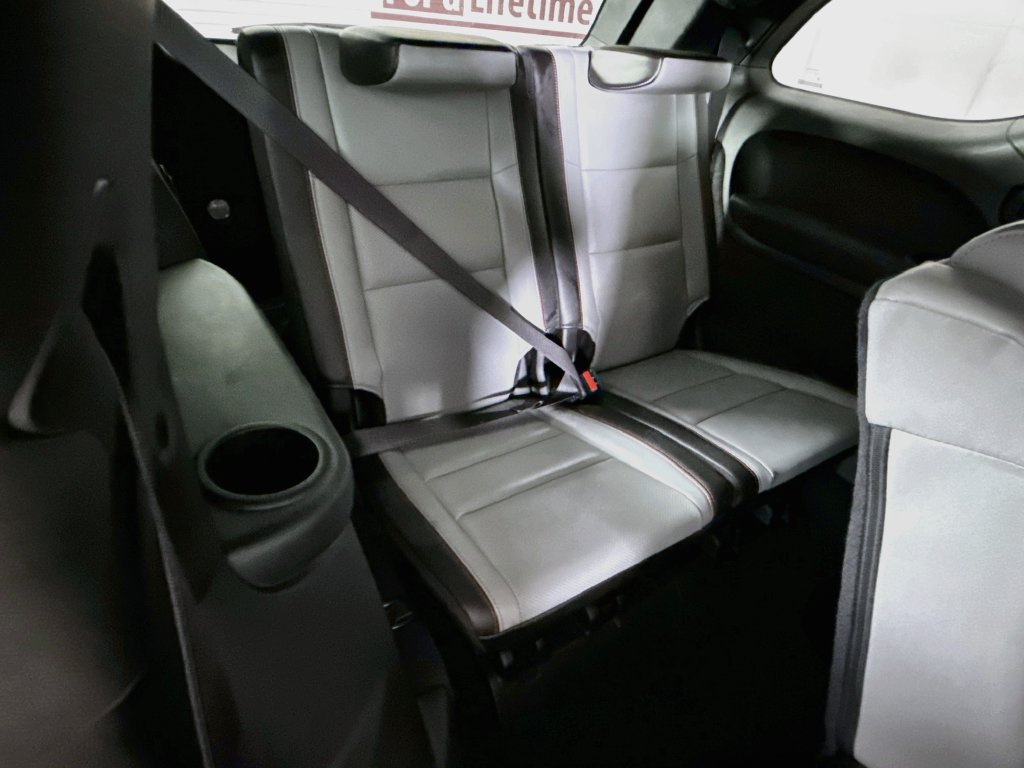 Used 2023 Dodge Durango R/T w/ Tow 'N Go Package AWD/4WD image 33