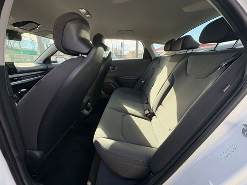 Used 2025 Kia K4 LXS image 24