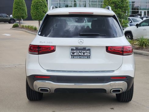 Used 2021 Mercedes-Benz GLB 250 image 6
