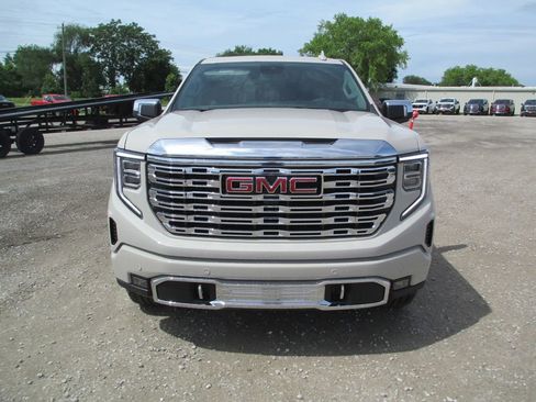 New 2026 GMC Sierra 1500 Denali AWD/4WD image 10