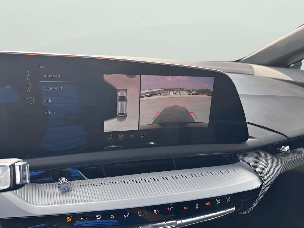 Certified 2025 Cadillac Optiq Luxury 1 AWD/4WD image 25