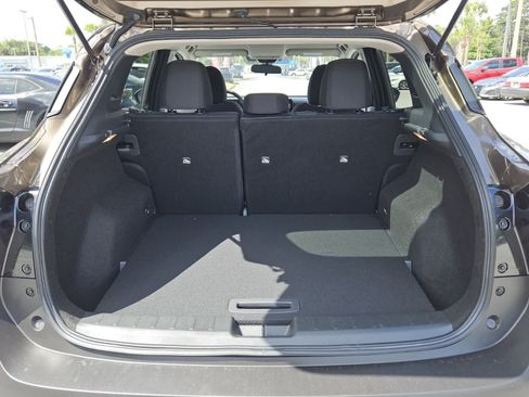 Used 2026 Nissan Kicks SV w/ Cold Weather Package FWD image 6