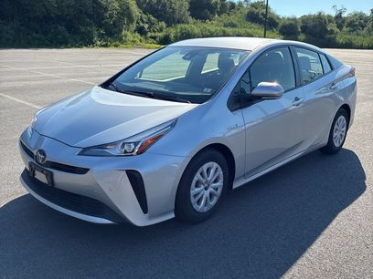 Used 2022 Toyota Prius LE