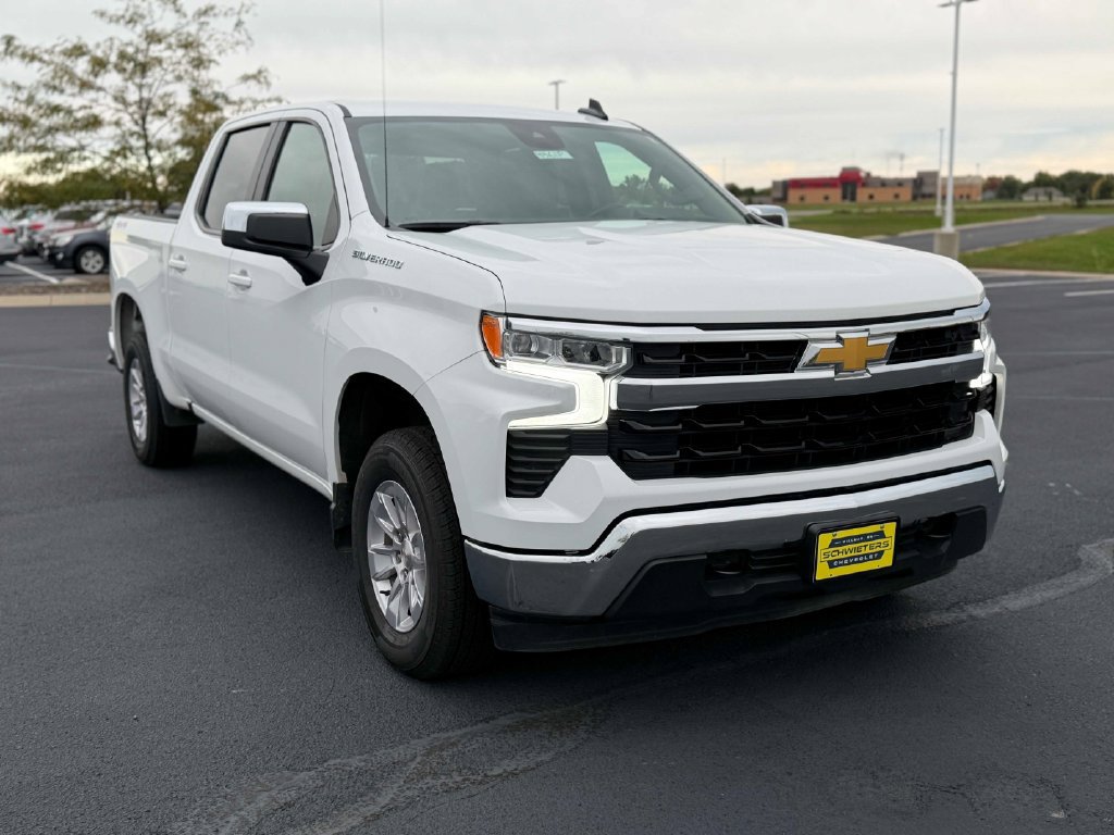 Used 2026 Chevrolet Silverado 1500 LT AWD/4WD image 5