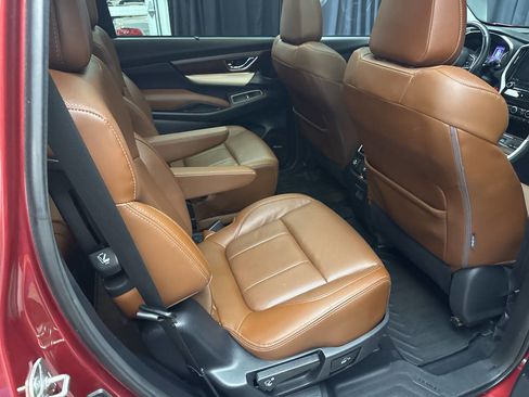 Used 2019 Subaru Ascent Touring w/ Popular Package #2 image 34