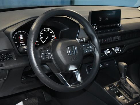 Used 2023 Honda CR-V LX image 2