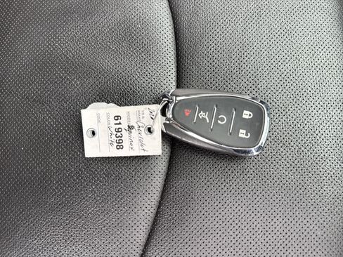 Used 2020 Chevrolet Equinox Premier image 22