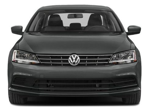 Used 2018 Volkswagen Jetta Sport FWD image 4