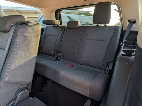 Used 2024 Ford Expedition XLT AWD/4WD image 20