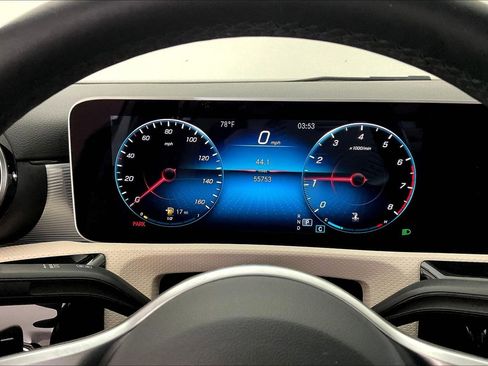 Used 2020 Mercedes-Benz A 220 4MATIC image 13