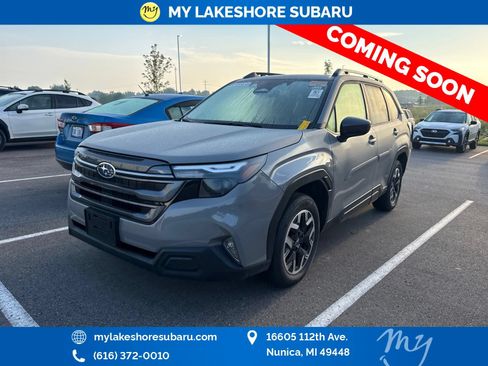 Used 2025 Subaru Forester Premium AWD/4WD image 3