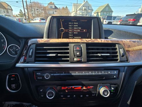 Used 2014 BMW 328i xDrive Sedan image 9