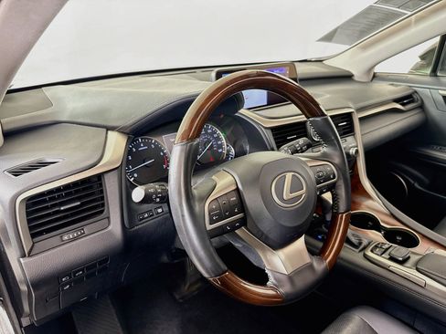 Used 2019 Lexus RX 350L AWD image 9