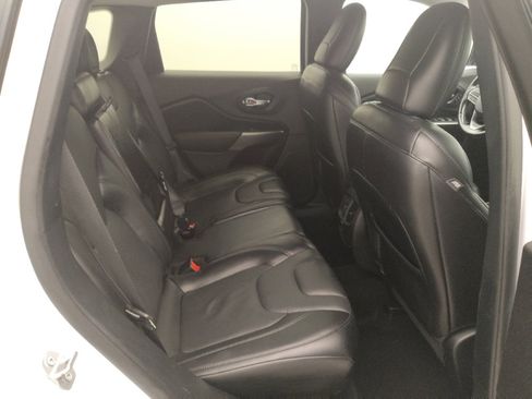 Used 2020 Jeep Cherokee Limited AWD/4WD image 19