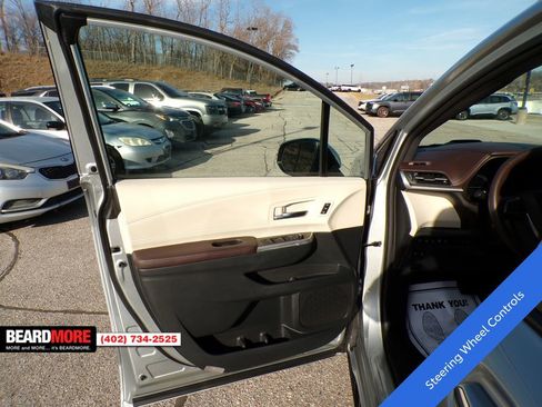 Used 2021 Toyota Sienna Limited image 15