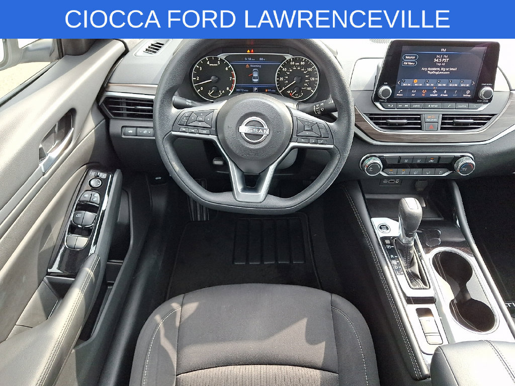 Used 2023 Nissan Altima 2.5 SV AWD/4WD image 2