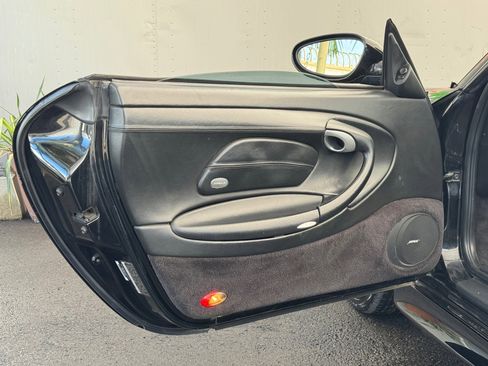 Used 2002 Porsche 911 Cabriolet image 29