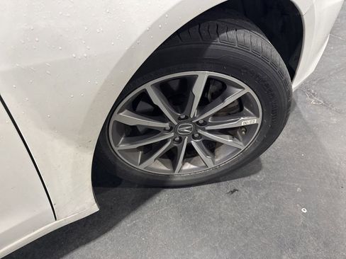 Used 2020 Acura TLX image 16