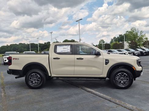 Certified 2025 Ford Ranger XLT AWD/4WD image 3