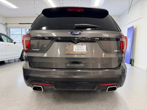 Used 2017 Ford Explorer Sport w/ Equipment Group 401A image 7