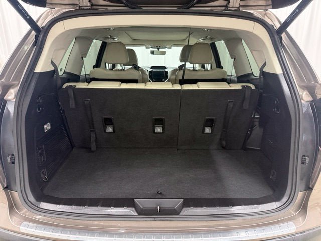 Used 2022 Subaru Ascent Limited w/ Technology Package AWD/4WD image 24
