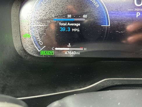 Used 2023 Toyota RAV4 Limited AWD/4WD image 23