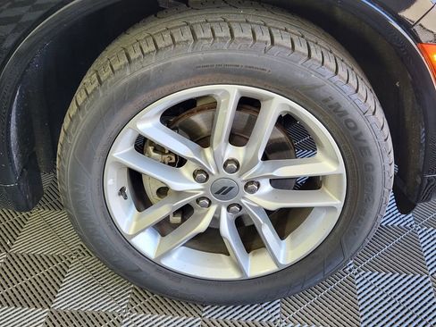 Used 2024 Dodge Durango GT AWD/4WD image 9