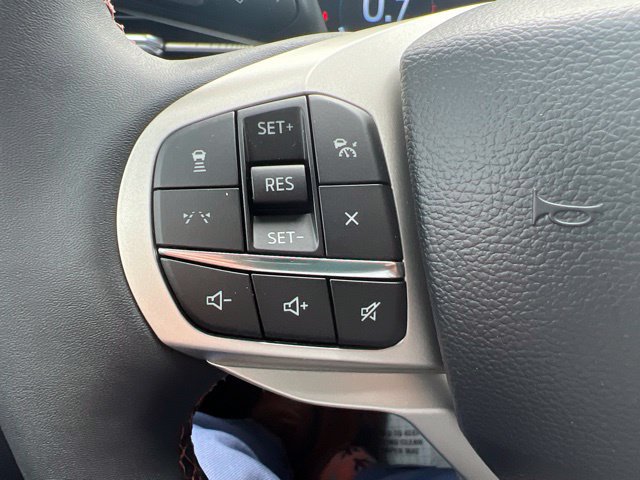 New 2026 Ford Explorer Active w/ Active Comfort Package AWD/4WD image 16