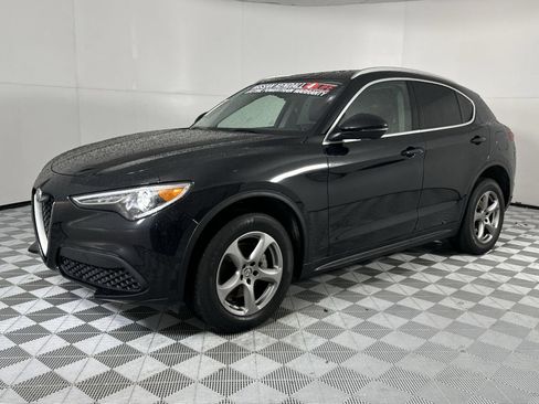 Used 2021 Alfa Romeo Stelvio Sprint w/ Active Assist 1 Package RWD image 4